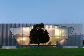 POLIN Museum of the History of Polish Jews Tour